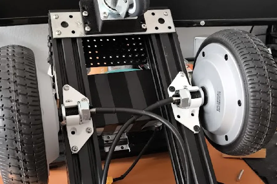 Robot móvil en desarrollo